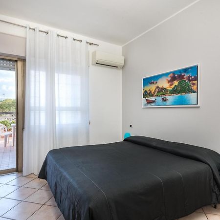 Travelershome 7Metri Guesthouse Ciampino Exterior photo