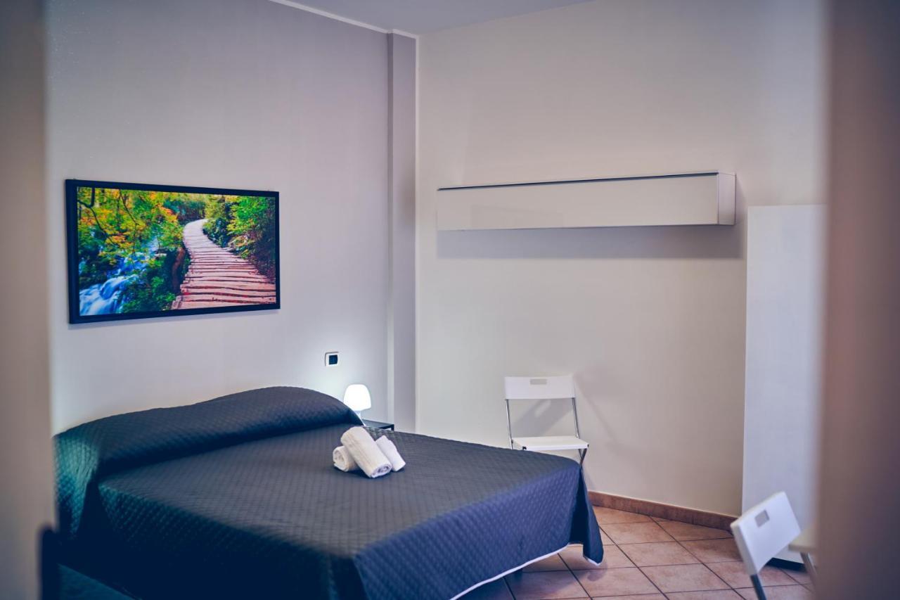 Travelershome 7Metri Guesthouse Ciampino Exterior photo