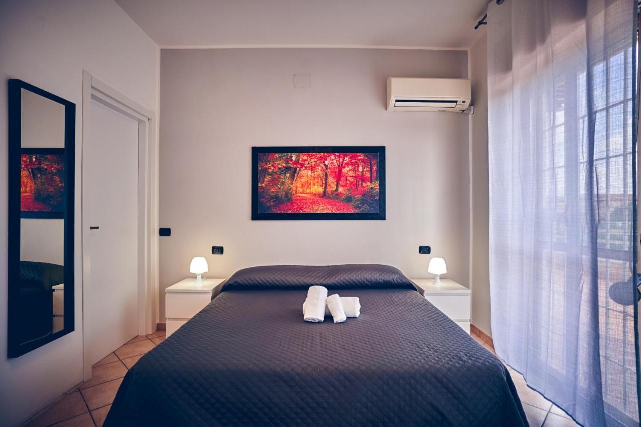 Travelershome 7Metri Guesthouse Ciampino Exterior photo