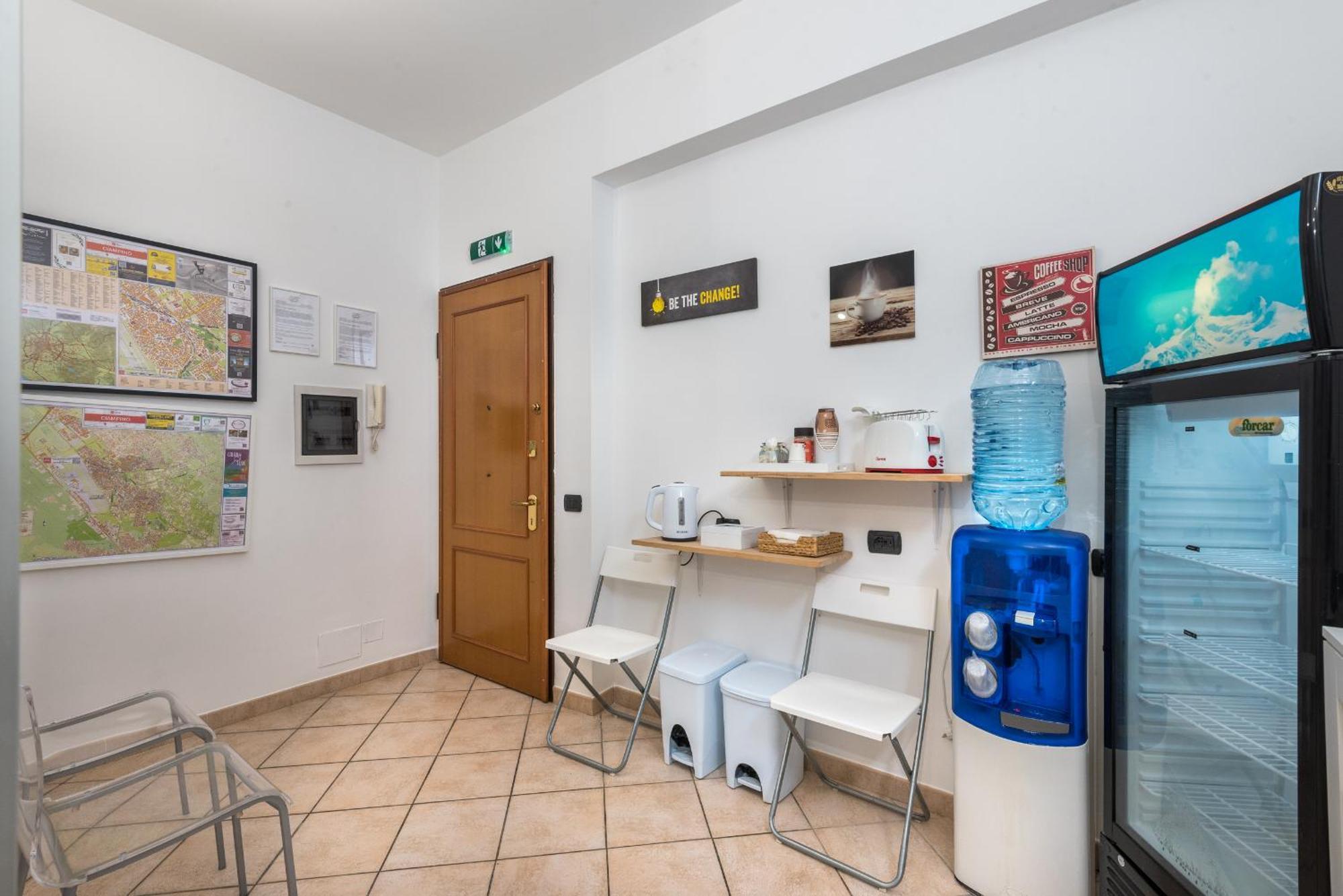 Travelershome 7Metri Guesthouse Ciampino Exterior photo