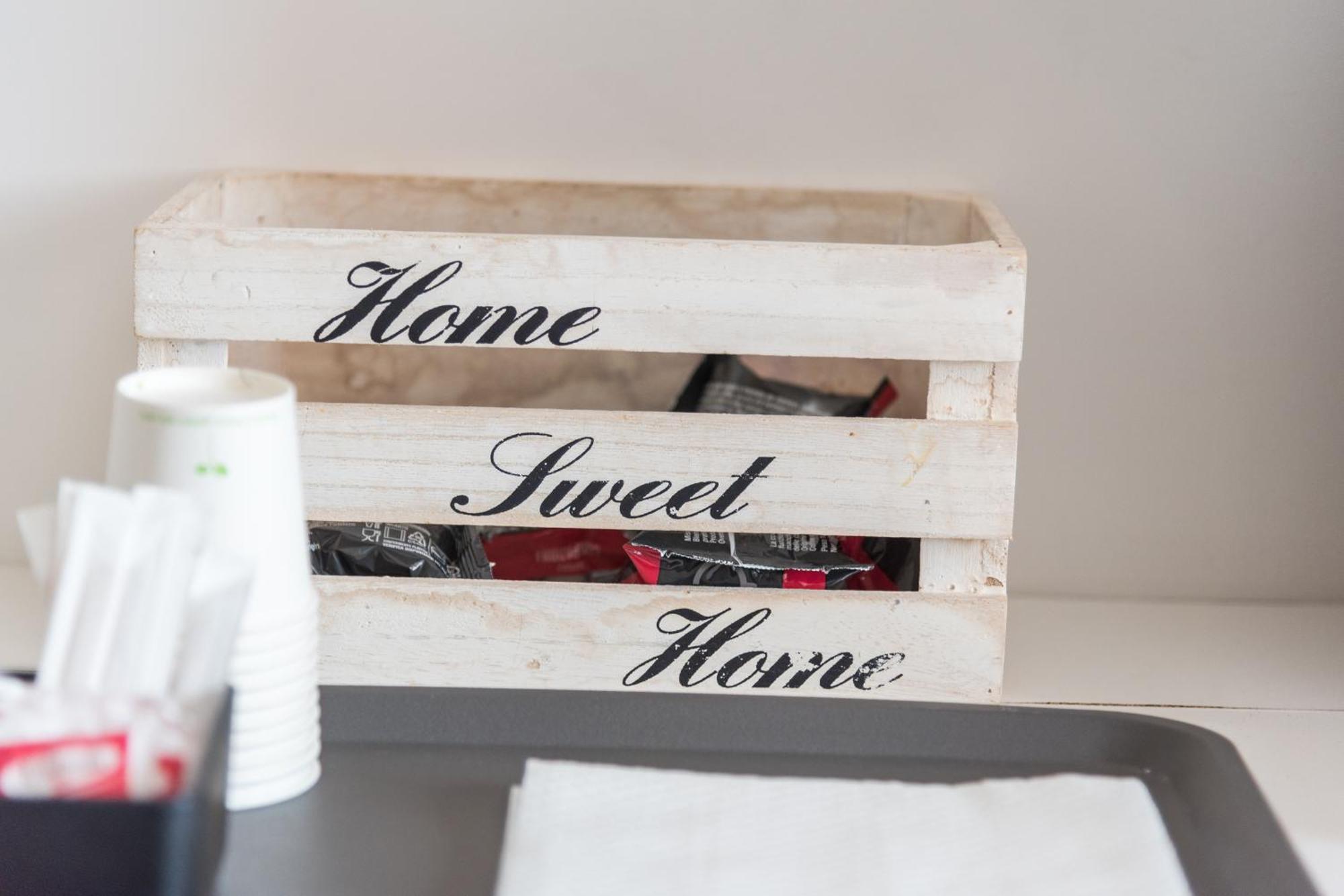 Travelershome 7Metri Guesthouse Ciampino Exterior photo